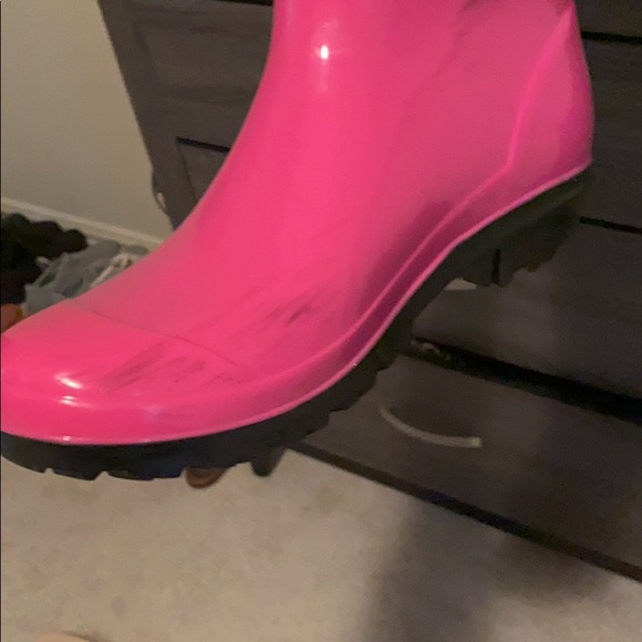 Ugg pink Rain boots - Picture 4 of 4
